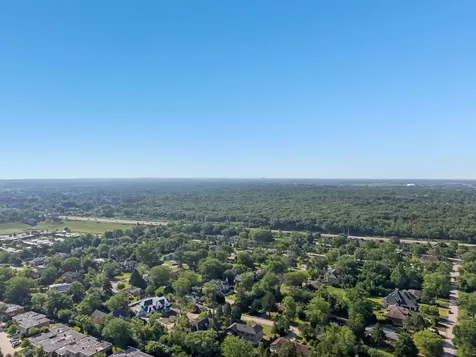 1744 Walnut Circle Northbrook IL 60062
