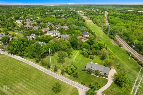 10s641 South Garfield Avenue Burr Ridge IL 60527