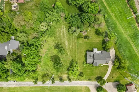 10s641 South Garfield Avenue Burr Ridge IL 60527