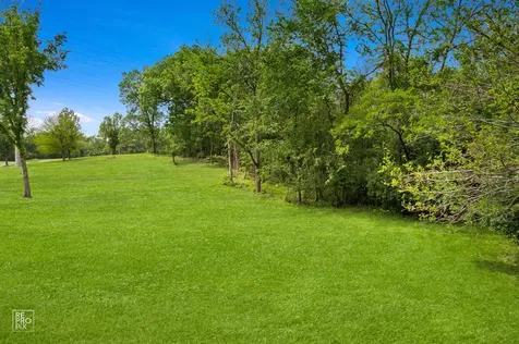 10s641 South Garfield Avenue Burr Ridge IL 60527