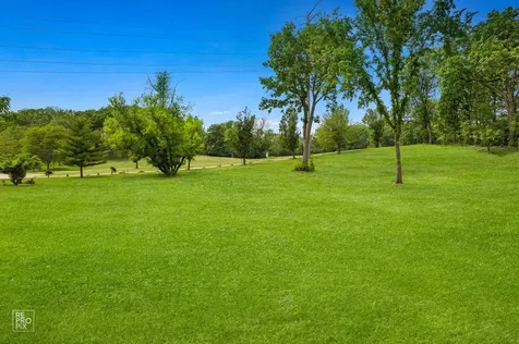 10s641 South Garfield Avenue Burr Ridge IL 60527