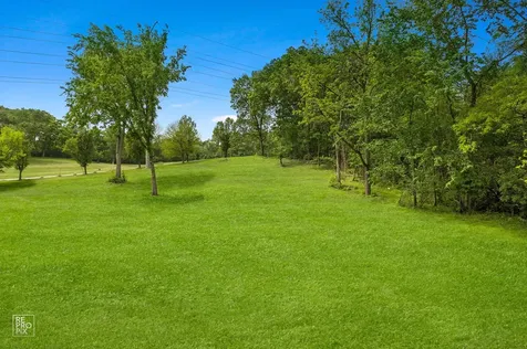 10s641 South Garfield Avenue Burr Ridge IL 60527