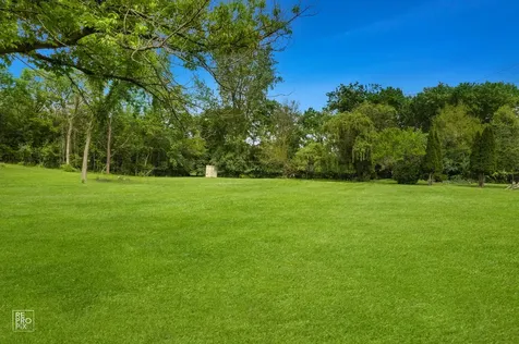 10s641 South Garfield Avenue Burr Ridge IL 60527