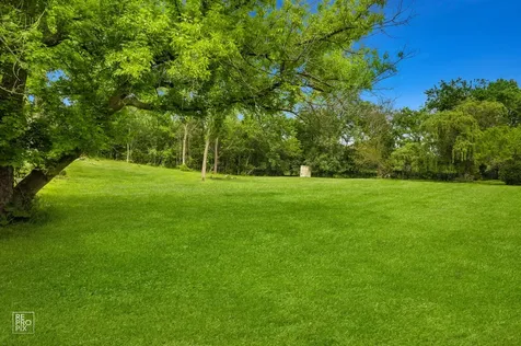 10s641 South Garfield Avenue Burr Ridge IL 60527