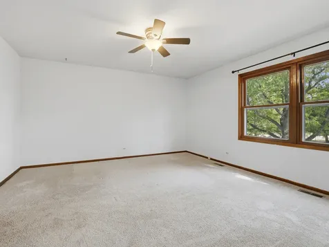 1191 Ivy Court Bartlett IL 60103