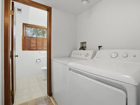 1191 Ivy Court Bartlett IL 60103
