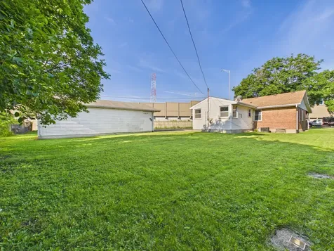 8133 South 85th Court Justice IL 60458