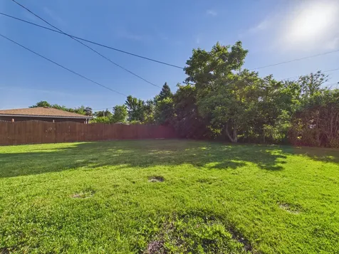8133 South 85th Court Justice IL 60458