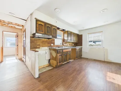 8133 South 85th Court Justice IL 60458