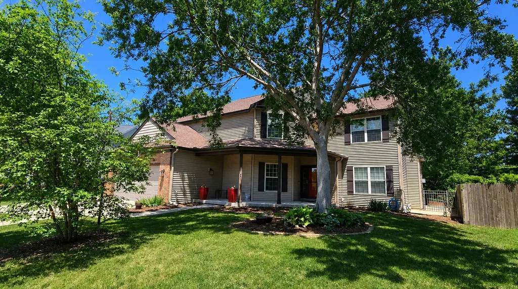 2702 Springhill Lane Champaign IL 61822