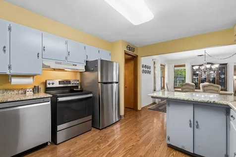 3607 West Clover Avenue Mchenry IL 60050