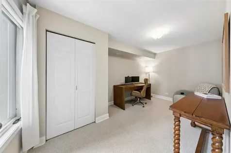 2555 North Southport Avenue Chicago IL 60614