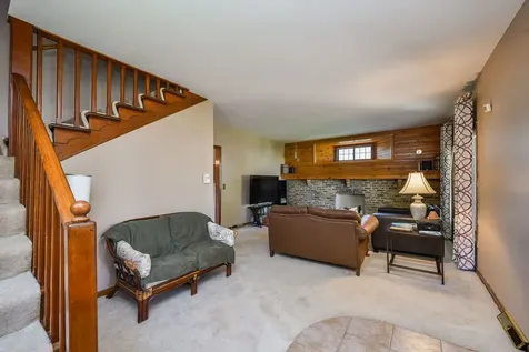 136 Hamlet Street Batavia IL 60510