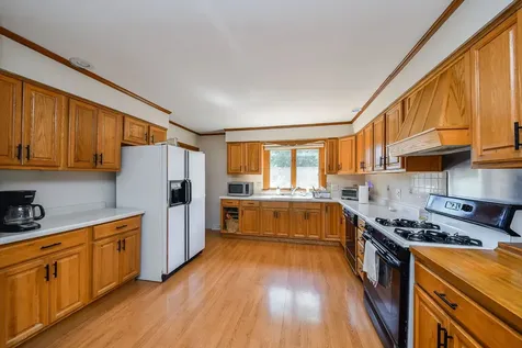 136 Hamlet Street Batavia IL 60510