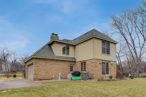36W787 Red Haw Lane St. Charles IL 60174