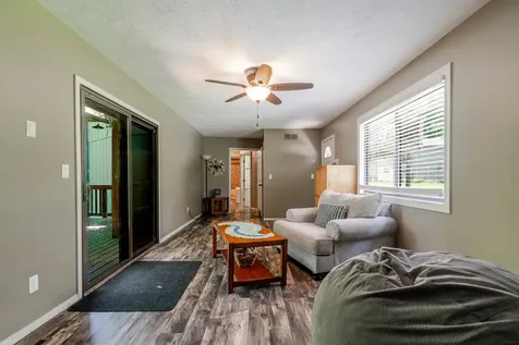 19866 Lakewood Drive Bloomington IL 61705