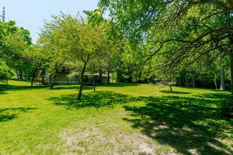 19866 Lakewood Drive Bloomington IL 61705
