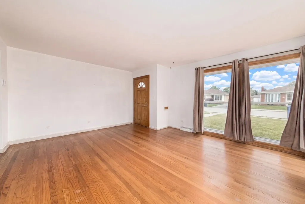 7701 West Victoria Street Chicago IL 60631
