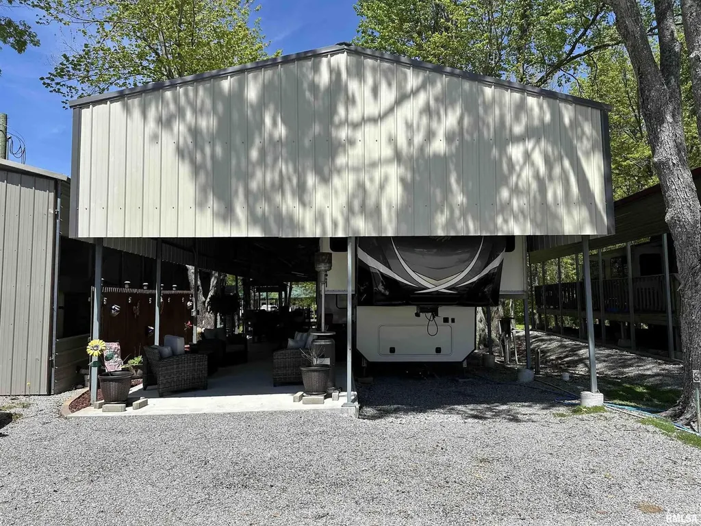 8 Mcbride Court Marion IL 62959