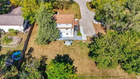 28W625 Lester Street West Chicago IL 60185