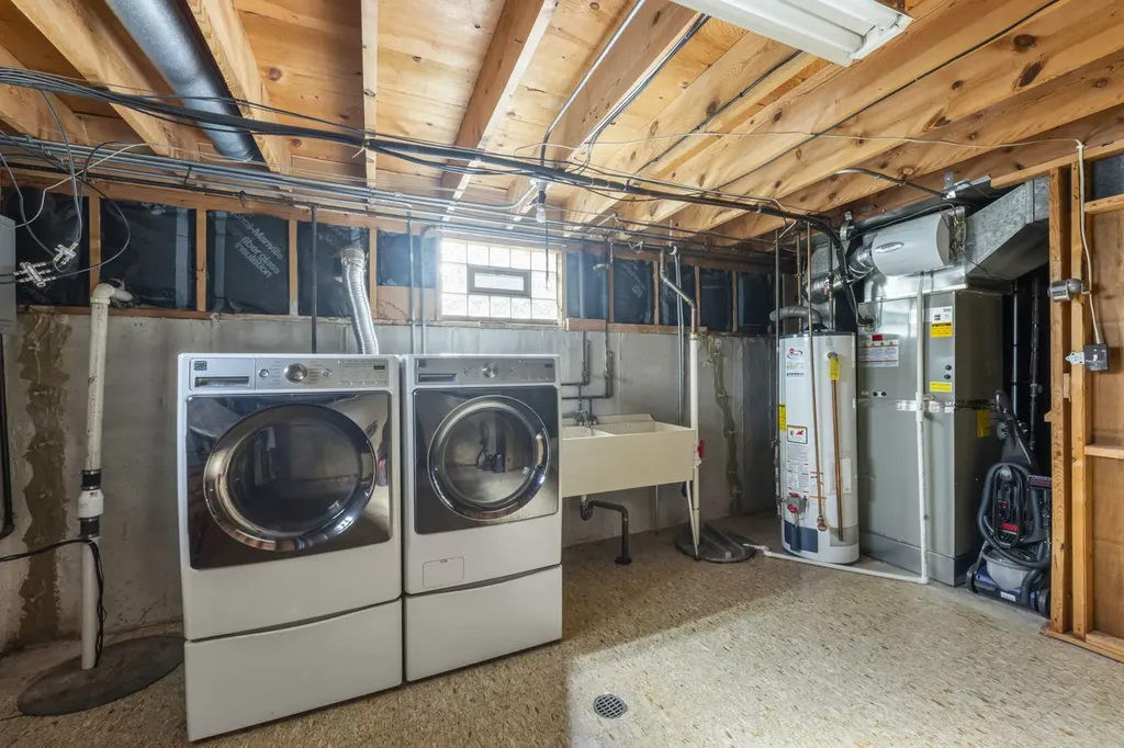 8831 Maple Avenue Orland Park IL 60462
