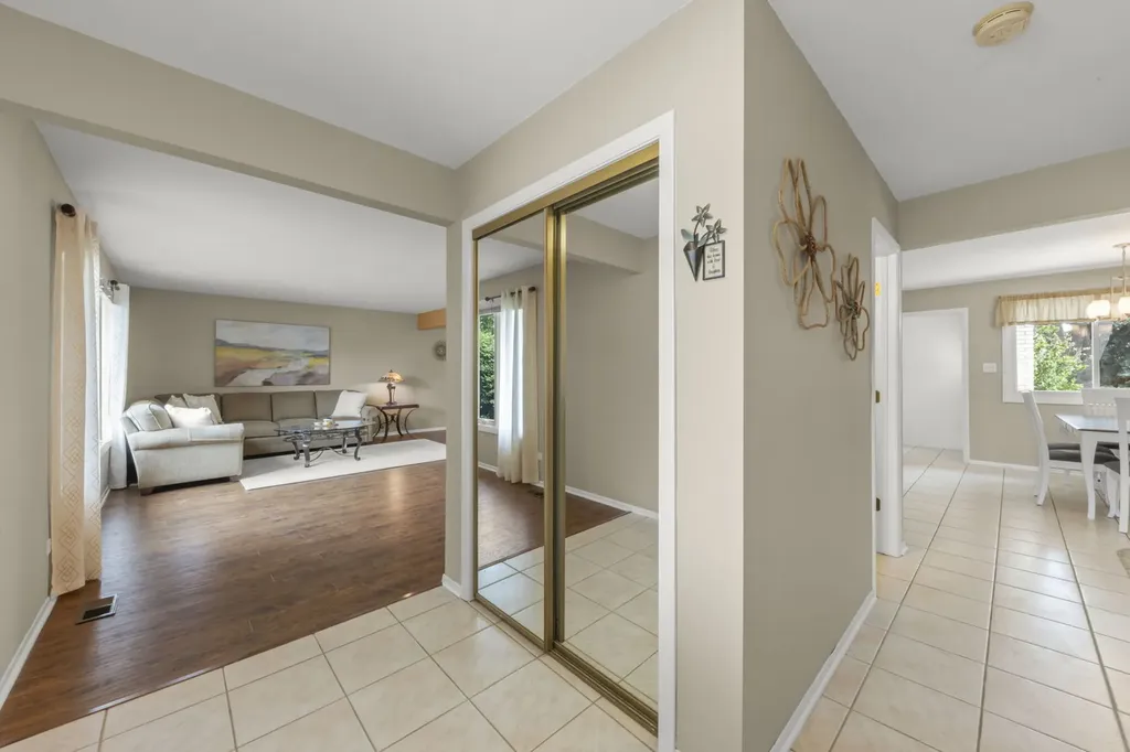8831 Maple Avenue Orland Park IL 60462