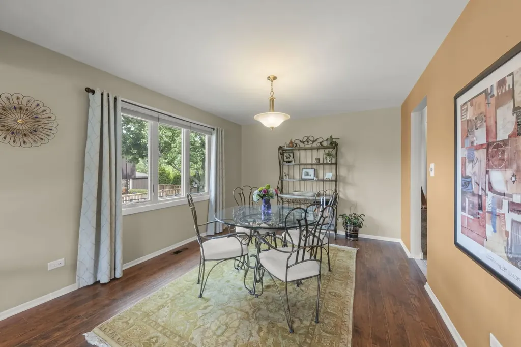 8831 Maple Avenue Orland Park IL 60462