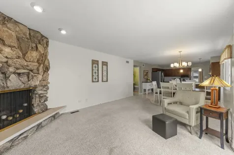 8831 Maple Avenue Orland Park IL 60462