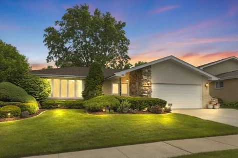 8831 Maple Avenue Orland Park IL 60462