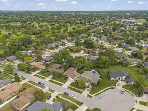 8831 Maple Avenue Orland Park IL 60462