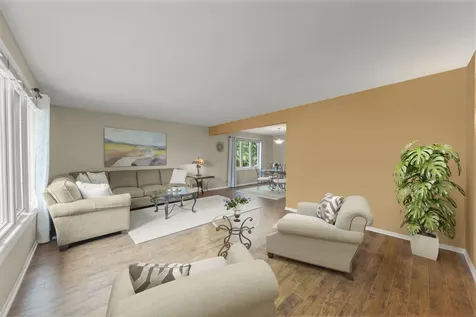 8831 Maple Avenue Orland Park IL 60462