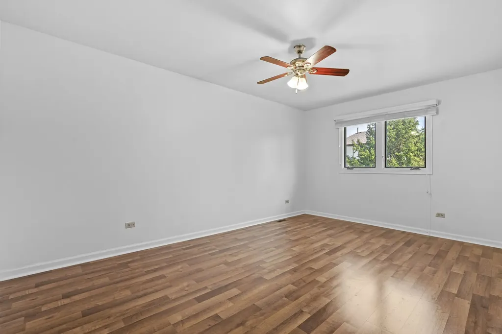 16527 Orange Avenue Orland Park IL 60467