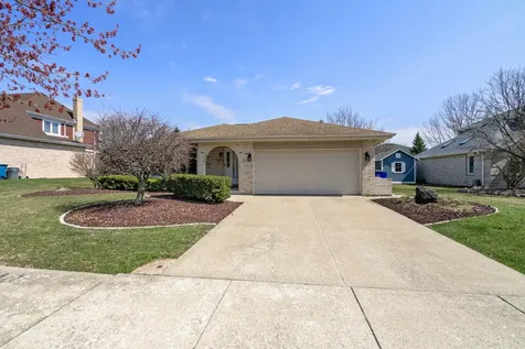 16527 Orange Avenue Orland Park IL 60467