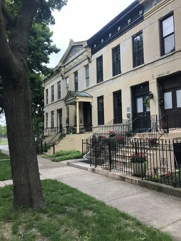 805 South Leavitt Street Chicago IL 60612