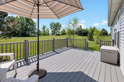 692 Canton Court Oswego IL 60543