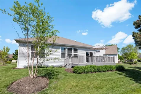692 Canton Court Oswego IL 60543