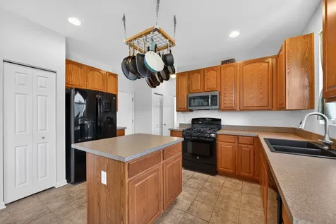 1541 Bristol Drive Hampshire IL 60140