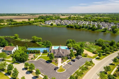 1541 Bristol Drive Hampshire IL 60140