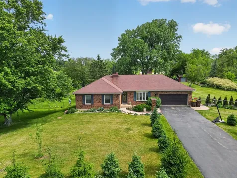 9519 Knolltop Road Union IL 60180