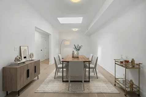 5778 North Elston Avenue Chicago IL 60646