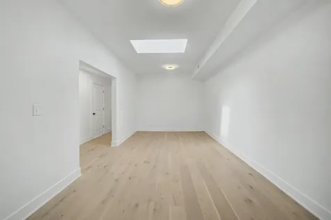 5778 North Elston Avenue Chicago IL 60646