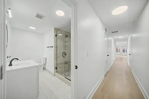 5778 North Elston Avenue Chicago IL 60646
