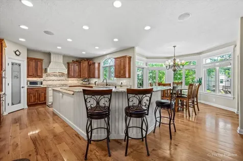 3674 Broadleaf Avenue Elgin IL 60124