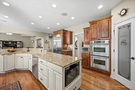 3674 Broadleaf Lane Elgin IL 60124
