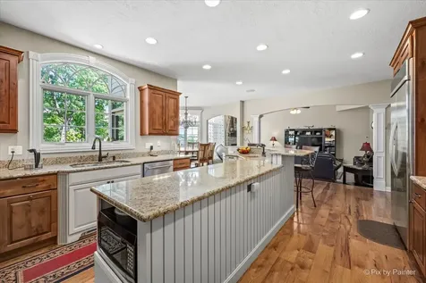 3674 Broadleaf Lane Elgin IL 60124