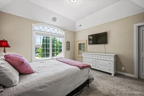3674 Broadleaf Avenue Elgin IL 60124