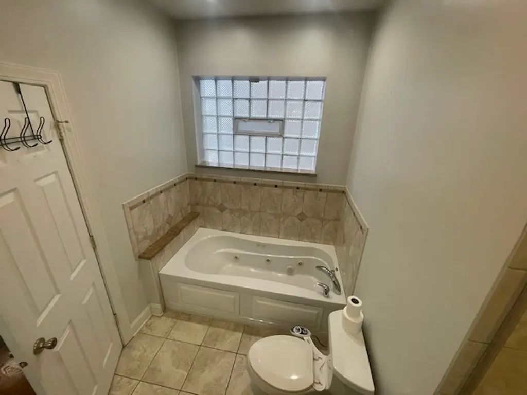 4417 South Calumet Avenue Chicago IL 60653