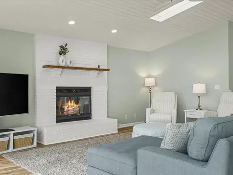 847 Breckenboro Road Davis IL 61019