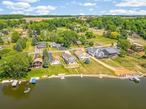847 Breckenboro Road Davis IL 61019