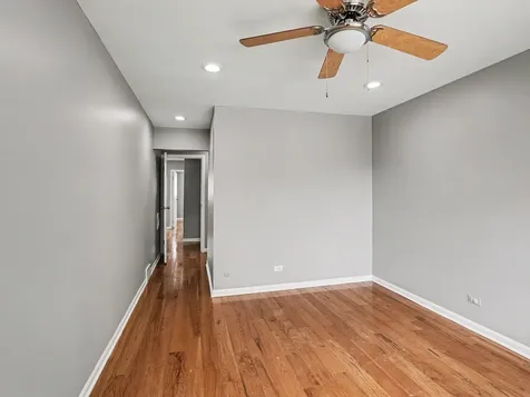 9120 Hollyberry Avenue Des Plaines IL 60016